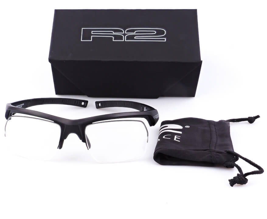 Racer, černý, zabrousit lze pouze klasicky prohnutá dioptrická skla, báze 2,0 - 6,0