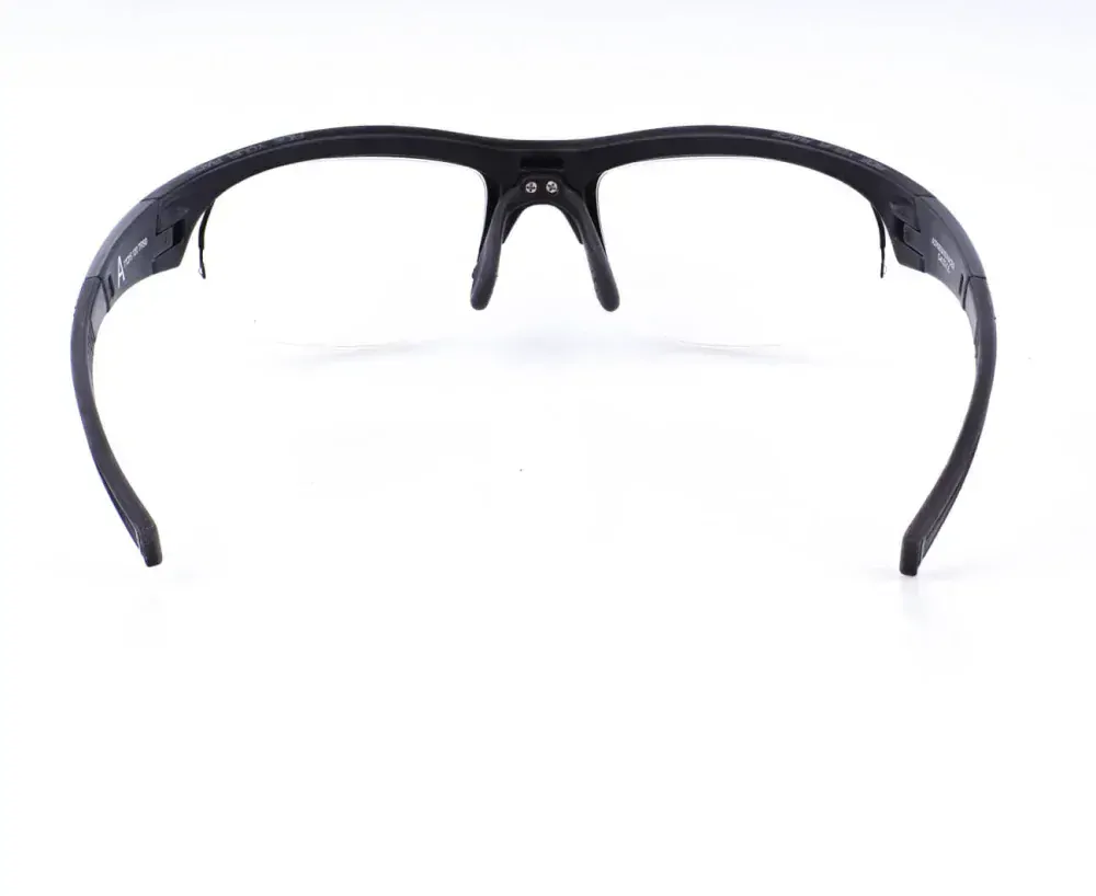 Racer, černý, zabrousit lze pouze klasicky prohnutá dioptrická skla, báze 2,0 - 6,0