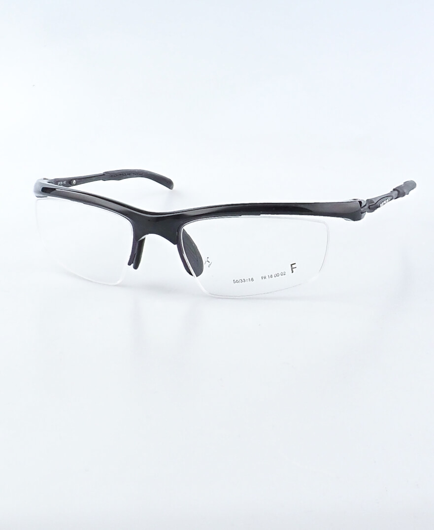 MAYA černá, zabrousit lze pouze klasicky prohnutá dioptrická skla, báze 2,0 - 6,0