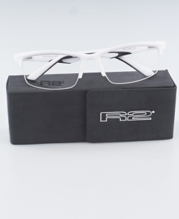 Sport bílá, zabrousit lze pouze klasicky prohnutá dioptrická skla, báze 2,0 - 6,0